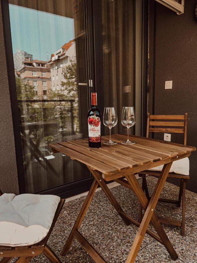 Elegant Escape Apartment I - City Centre Bratislava Extérieur photo